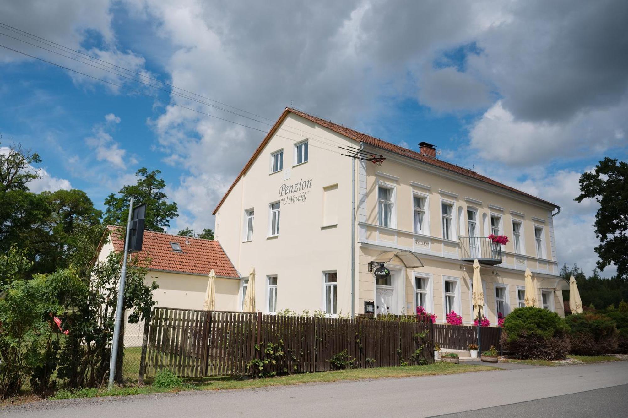 Penzion U Novaku Kožlí u Orlíka Buitenkant foto
