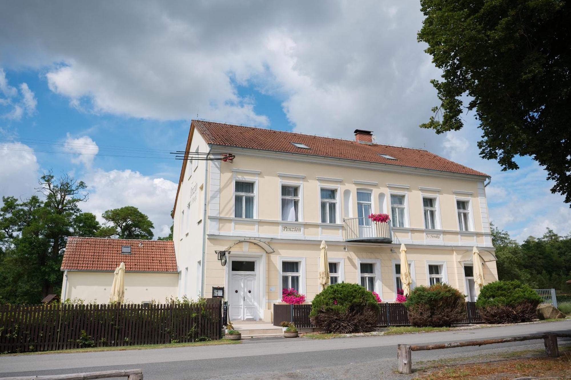 Penzion U Novaku Kožlí u Orlíka Buitenkant foto
